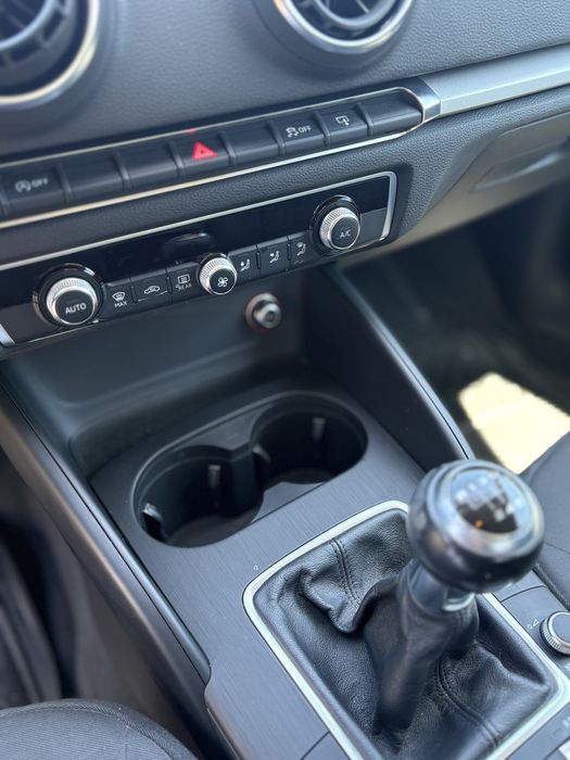 Audi A3 Sportback 1.6 TDI – 102.648 km – Económico