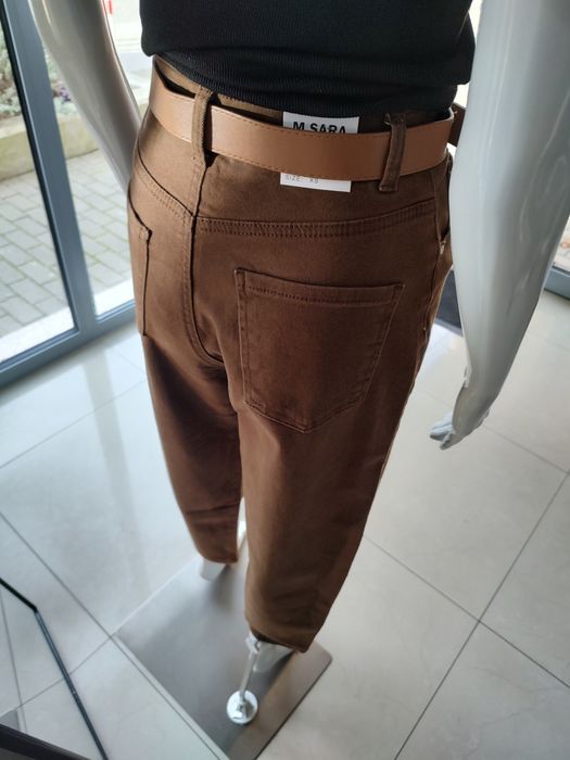 Jeansowe spodnie Balloon fit - czekoladowy XL M.Sara