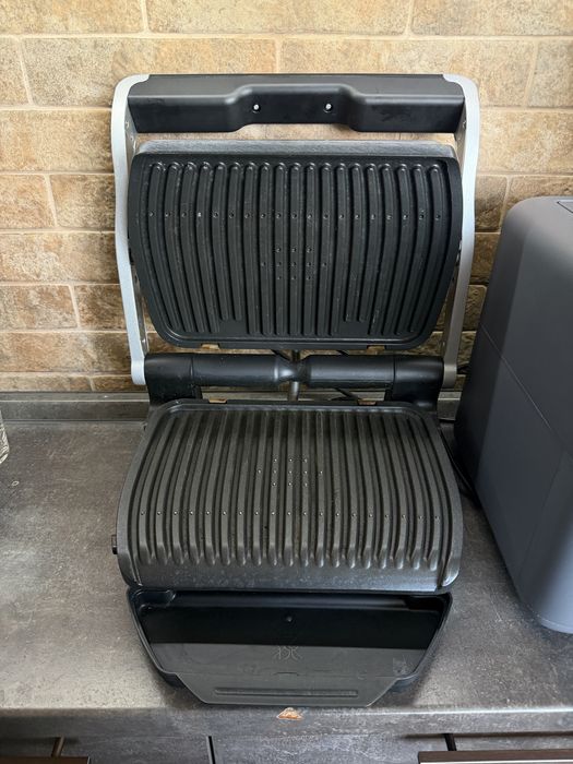 Гриль Tefal OptiGrill+ Initial