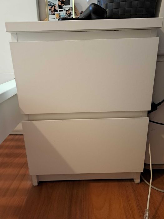 Conjunto de Quarto IKEA Malm (Cama; Estrado; Mesas de cabeceira) + Colchões Premium Royal Palace Bedding