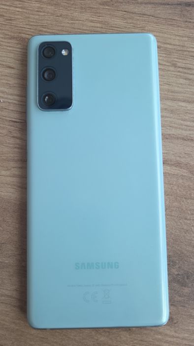 Sprzedam Samsung Galaxy S20 FE