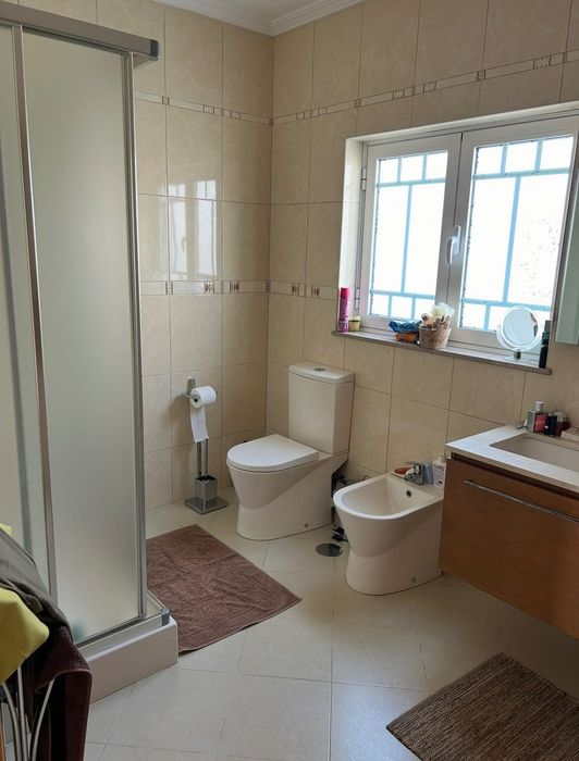 Moradia T4 para venda