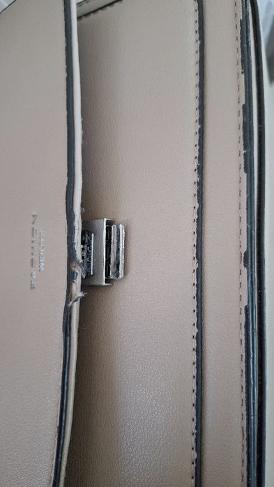 Сумка жіноча через плече