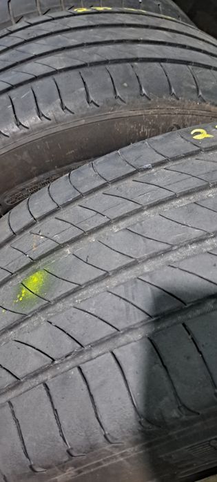 Pneus 235/45/18 michelin