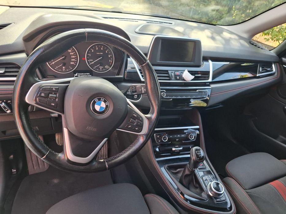 BMW 218i gasolina /2015