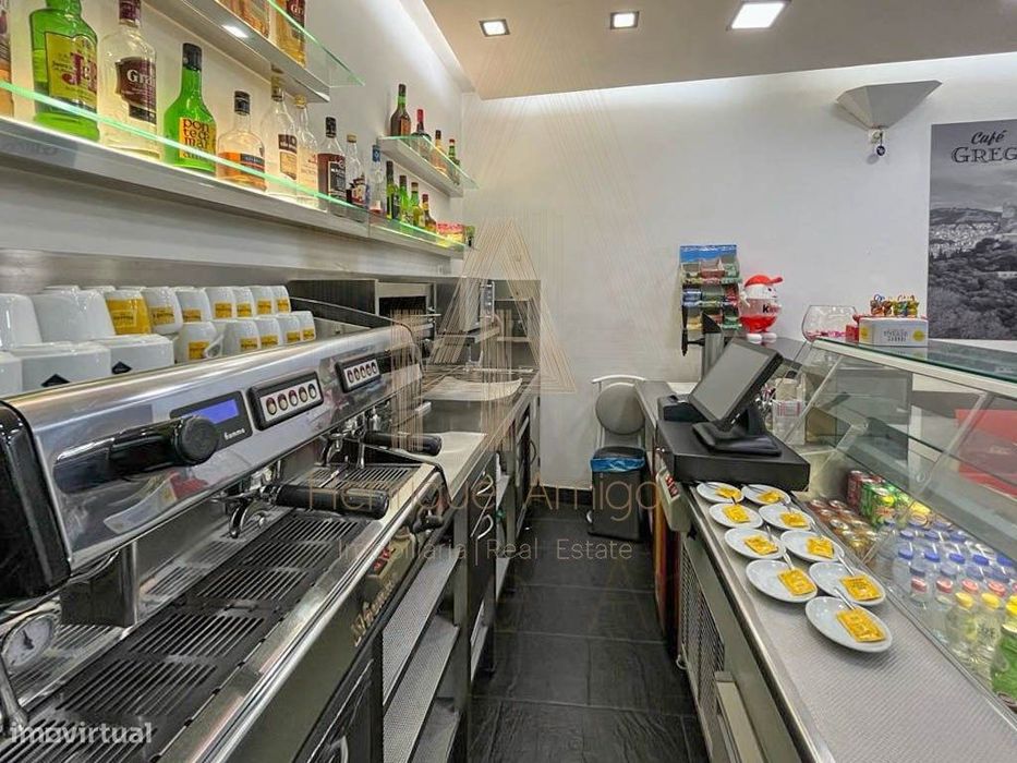 Espaço comercial no coração de Sesimbra