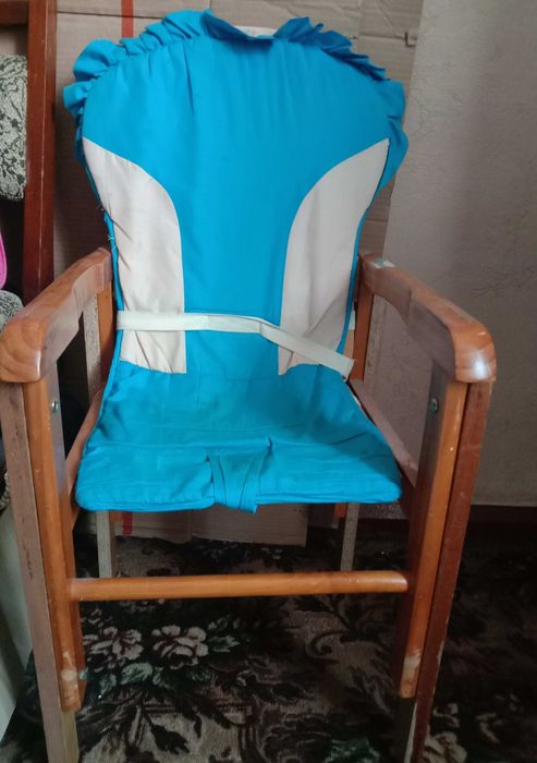 Детский деревянный стульчик Geoby со столиком для кормления, игр, твор