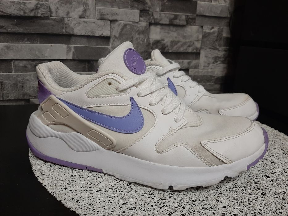 Nike rozmiar 40, 25 cm