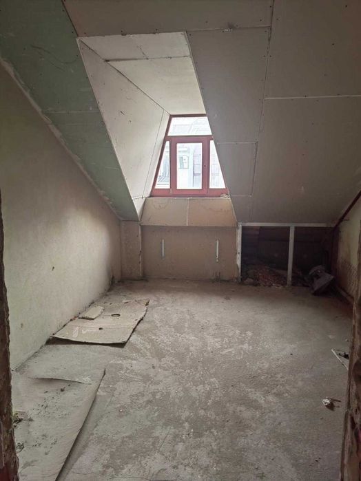 Продаж 2-х кімнатної Квартири на Воздвиженській 14.