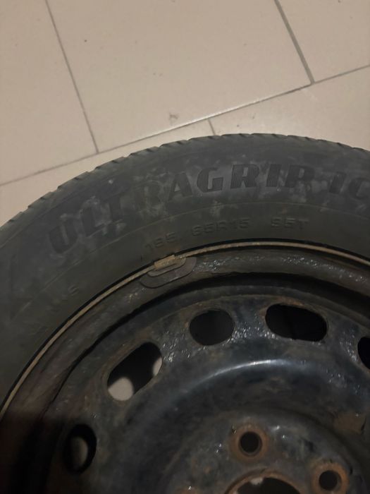 Зимові шини 195/65 R15