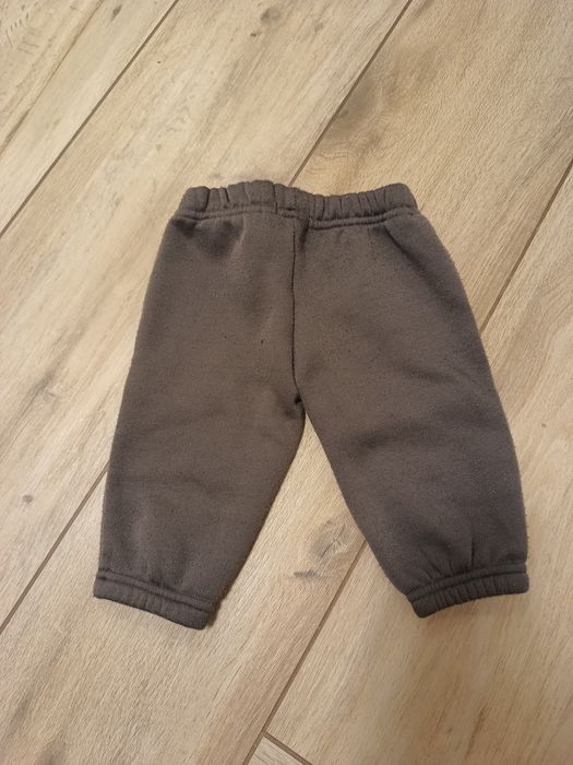 Szare ocieplane spodnie