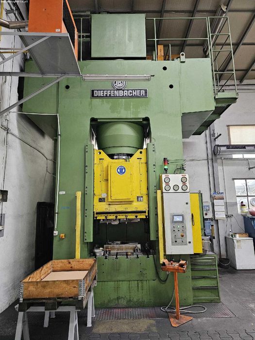 Prasa hydrauliczna DIEFFENBACHER PO-F 1250 A