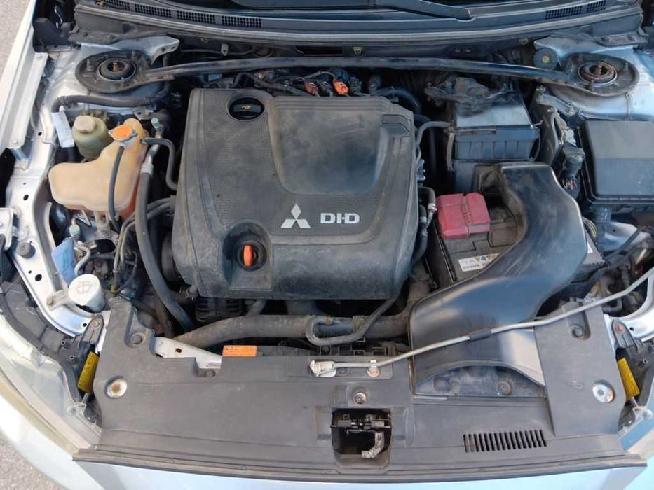 MITSUBISHI LANCER PARA VENDA EM PARTES E PEÇAS