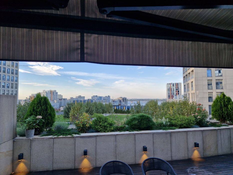 Продам 3к_270 м2 с видом на реку в ЖК Амфитеатр