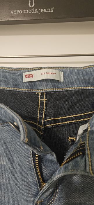 spodnie Levi's dla dziewczynki