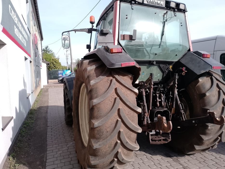 Valtra 8150 piekna