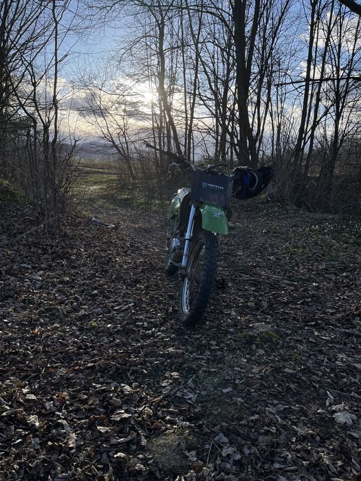 Продам мотоцик мотор Yamaha 125cc