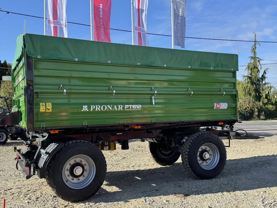 Pronar PT612  Przyczepa rolnicza dwuosiowa Pronar PT612