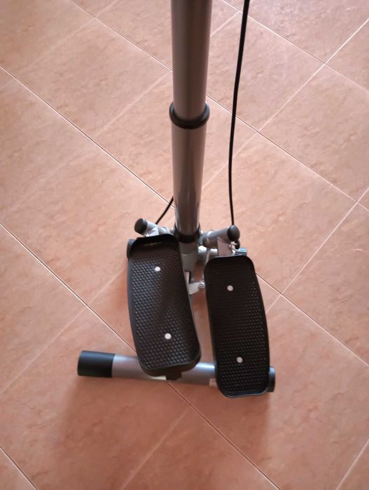 Máquina de Step com Braços