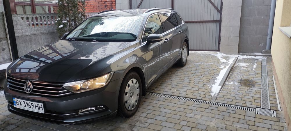 Пасат б8.  Дизель, к. автомат  Стан нового авто, 1 3900дол Терміновий продаж