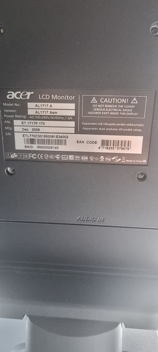 Monitor Acer pequeno