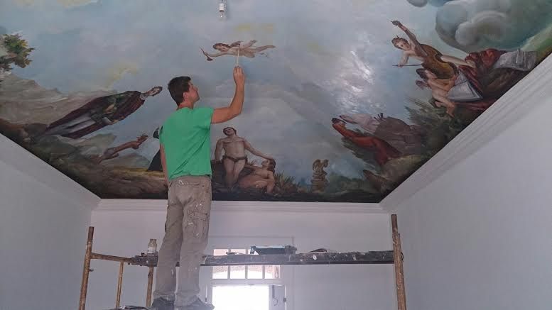 Pintura artística e decorativa em paredes E TETOS