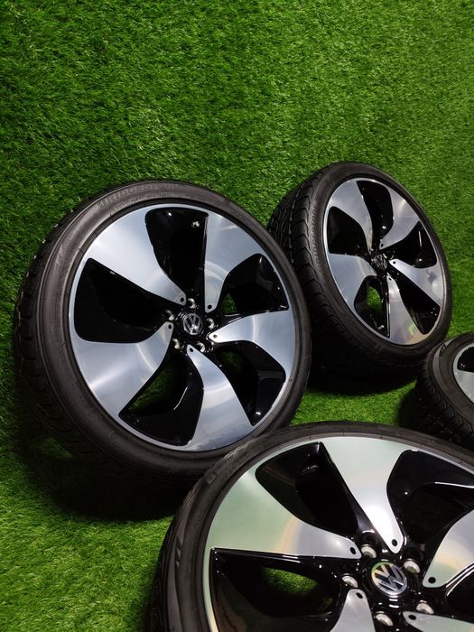 VW ID3•R20•Tiguan •215/45/R20•Зимові Колеса •Bridgestone[6,5m]