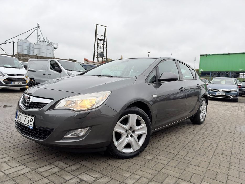 Opel Astra