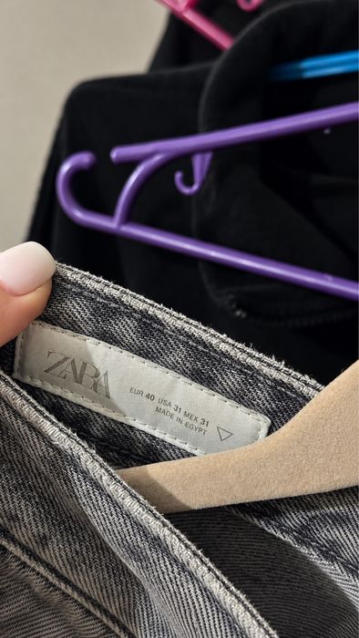 Чоловічі джинси ZARA