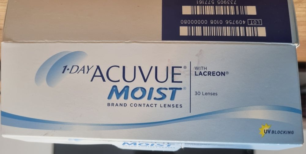 Лінзи одноденні acuvue moist -2.0