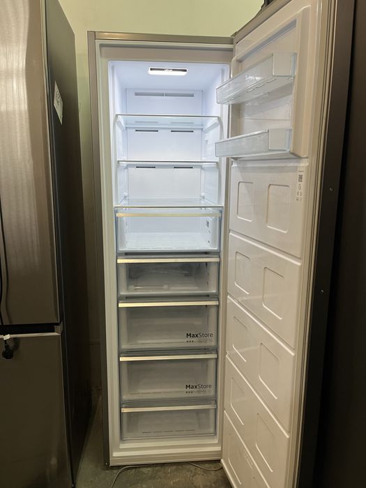 Морозильна камера Beko 185/60 SAW22