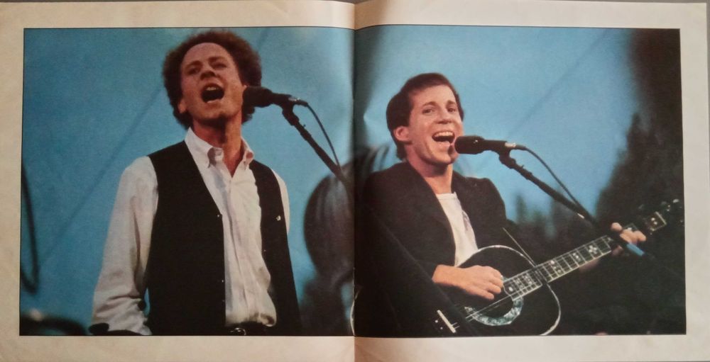Simon & Garfunkel	- - - - -	The Concert In Central Park	- - - -	2 X LP
