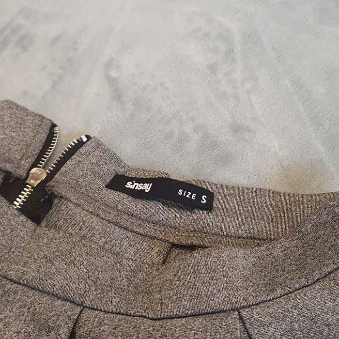 Spódnica z perełkami Sinsay