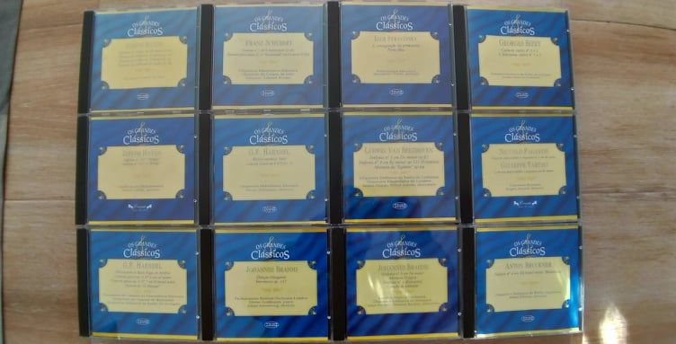 Os Grandes Clássicos 70CDs