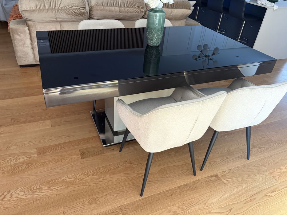 Mesa de jantar de sala