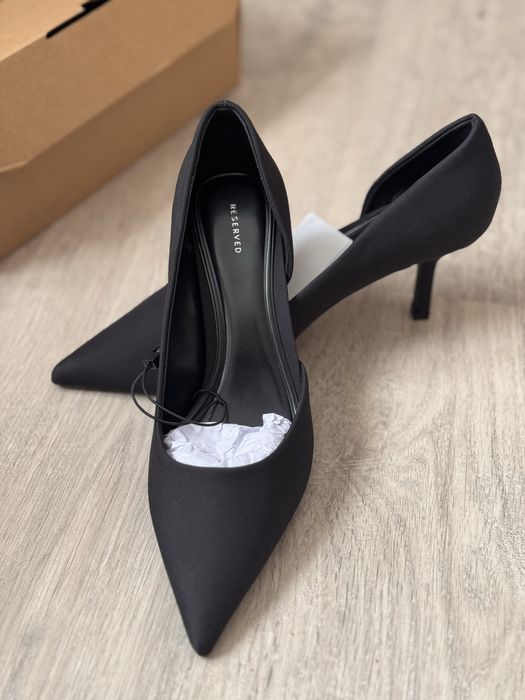 Човники на підборах / туфлі