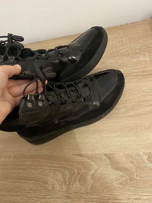 Czarne buty 38 lakierowane