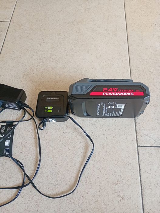 Bateria i ladowrka powerworks