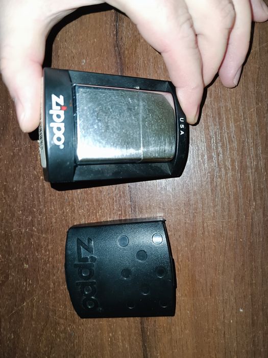 Зажигалка Zippo б.у