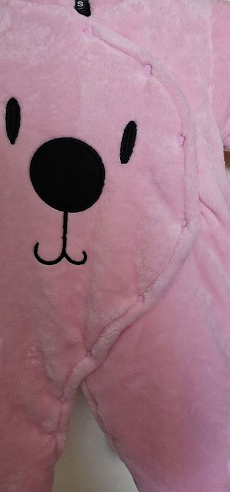 Roupa de bebe rosa