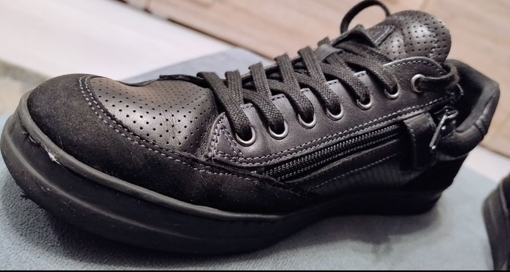 Buty młodzieżowe Lasocki 41 skóra