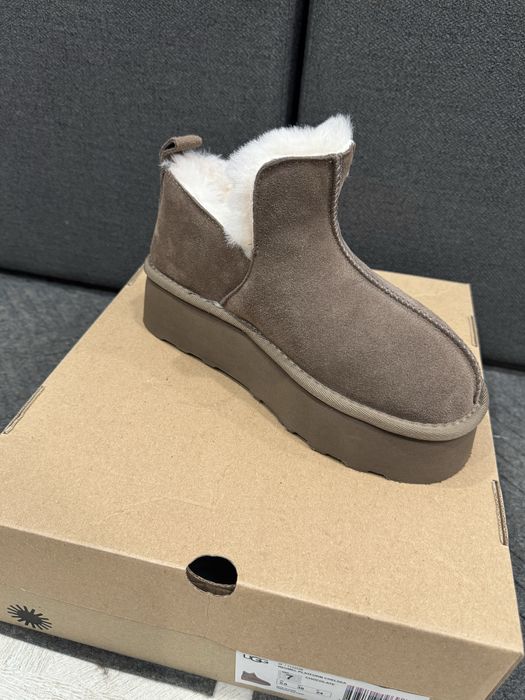 Женские ботинки/угги UGG (37,40,41)