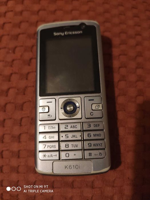 Telemóvel Sony ericsson modelo K610i