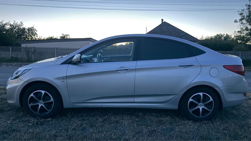 Hyundai Accent 1.6 газ -бензин 2012р