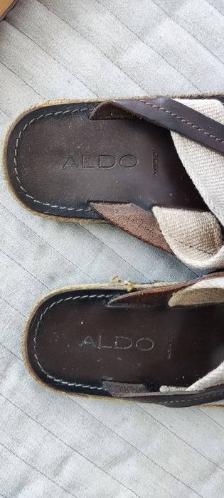 Chinelos Aldo em bom estado