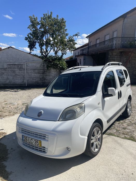 Fiat Fiorino 5 lugares