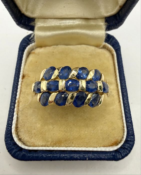 Złoty pierścionek 585 z szafirami 3,05ct (wycena na 5100zł)