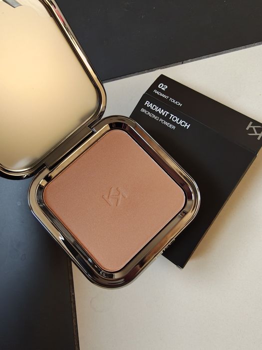 KIKO Milano Radiant Touch Bronzing Powder 02 nowy brązer bronzer