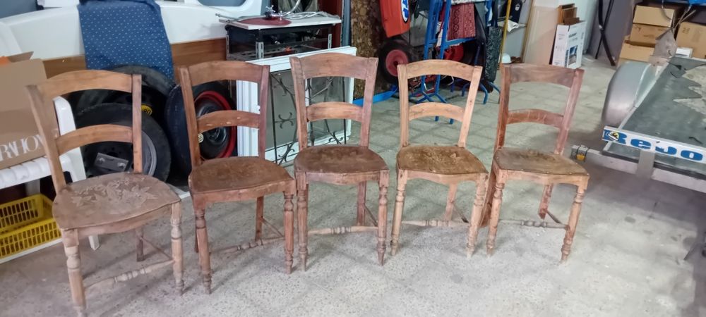 Cadeiras antigas