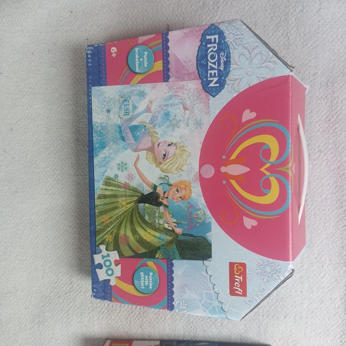 Puzzle 100 elementow Ksiezniczki